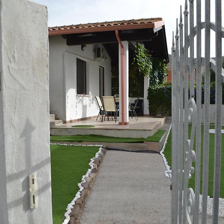 Casa Giovanna San Giovanni Suèrgiu Eksteriør bilde