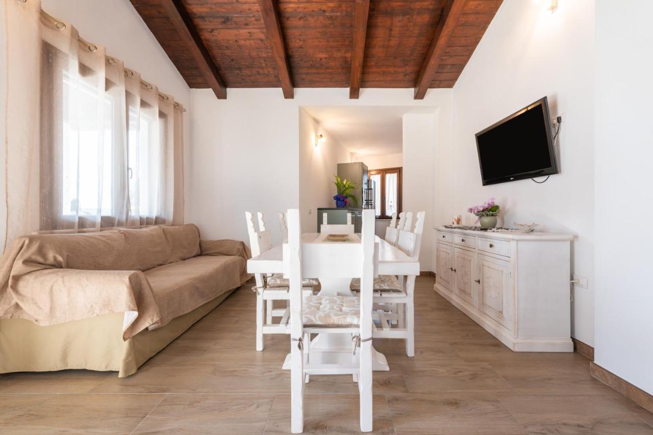 Casa Giovanna San Giovanni Suèrgiu Eksteriør bilde