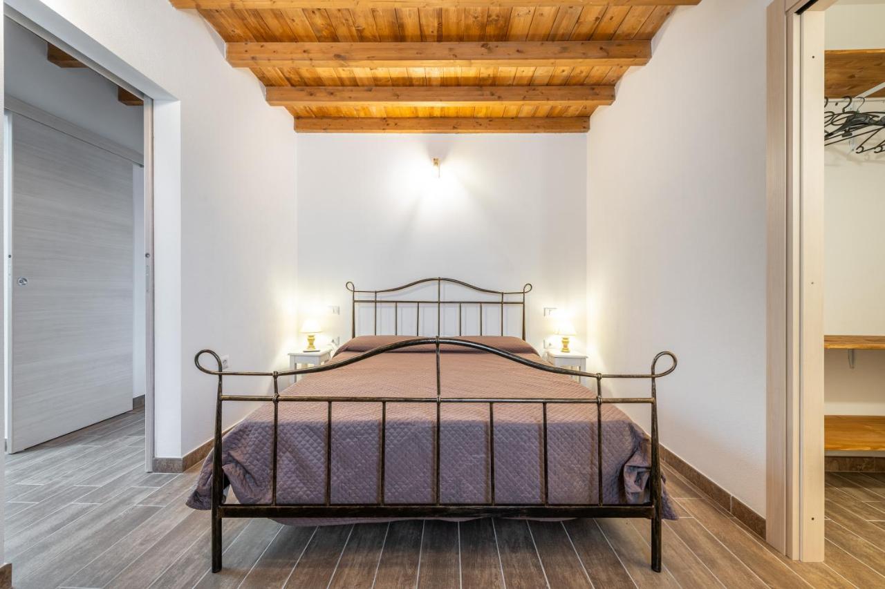 Casa Giovanna San Giovanni Suèrgiu Eksteriør bilde